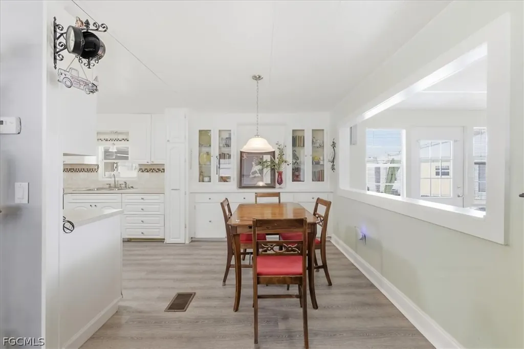 418 Timber Lane N North Fort Myers FL 33917