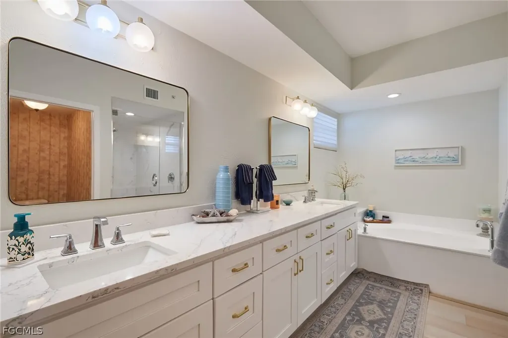 14250 Royal Harbour Court Fort Myers FL 33908