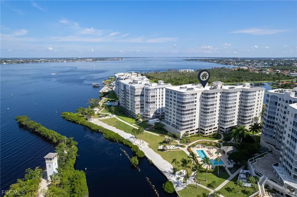 14250 Royal Harbour Court Fort Myers FL 33908