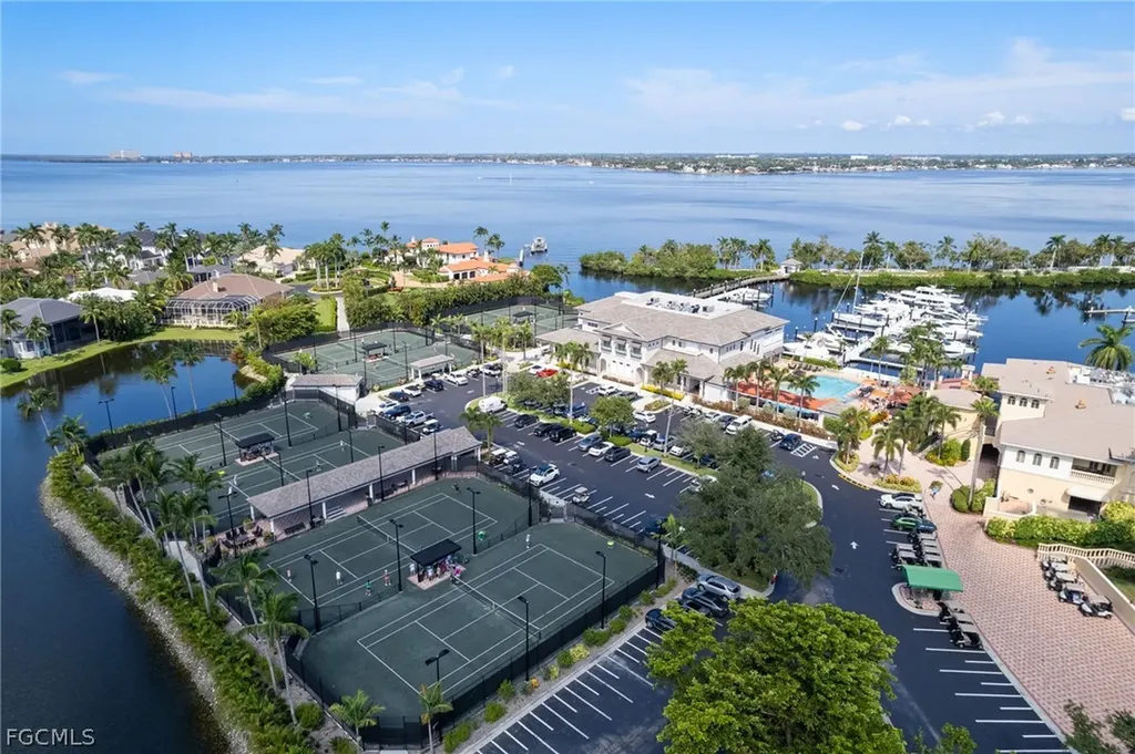14250 Royal Harbour Court Fort Myers FL 33908