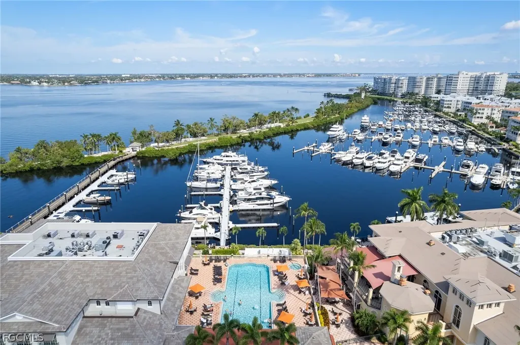 14250 Royal Harbour Court Fort Myers FL 33908