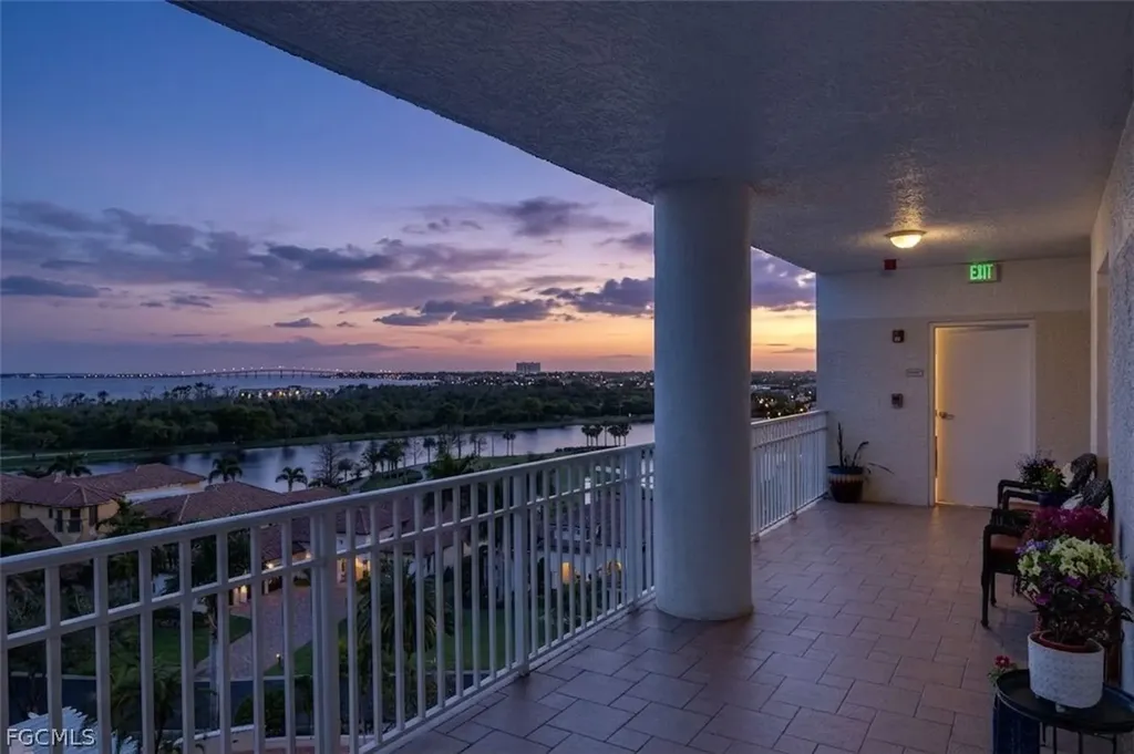 14250 Royal Harbour Court Fort Myers FL 33908