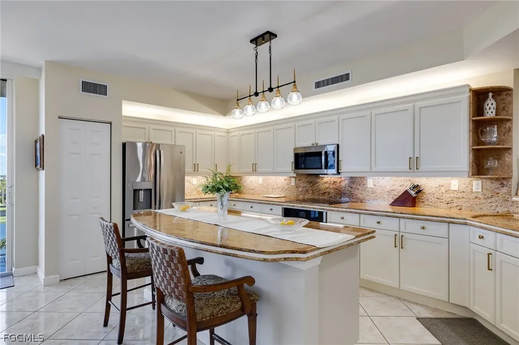 14250 Royal Harbour Court Fort Myers FL 33908
