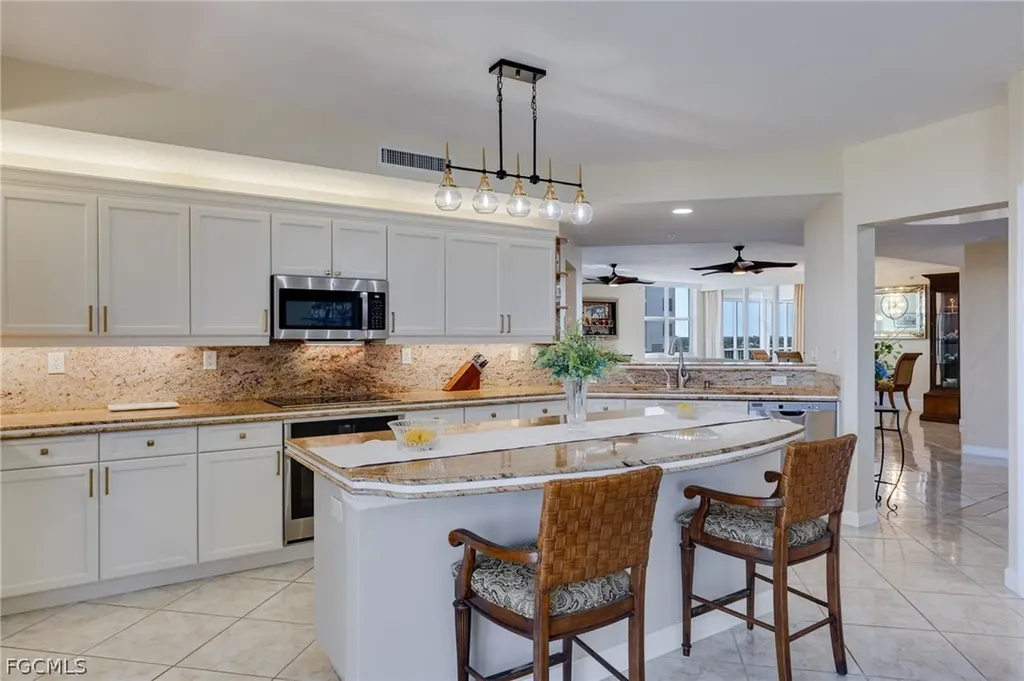 14250 Royal Harbour Court Fort Myers FL 33908