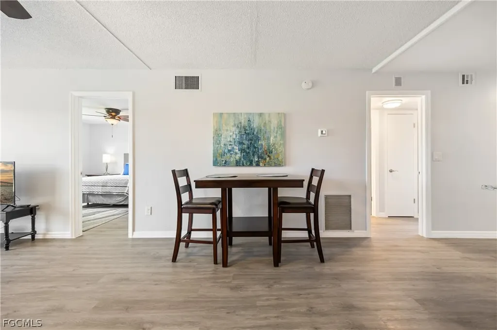 8761 Lueck Lane Fort Myers FL 33919