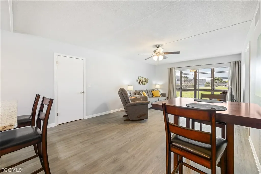 8761 Lueck Lane Fort Myers FL 33919
