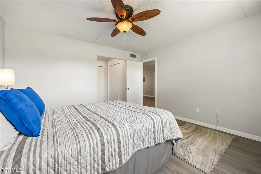 8761 Lueck Lane Fort Myers FL 33919