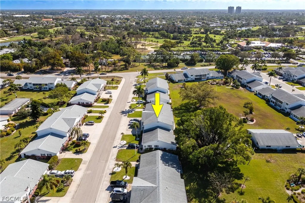 8761 Lueck Lane Fort Myers FL 33919