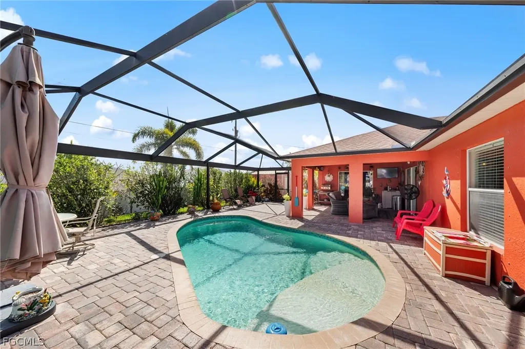1821 NW 1st Place Cape Coral FL 33993