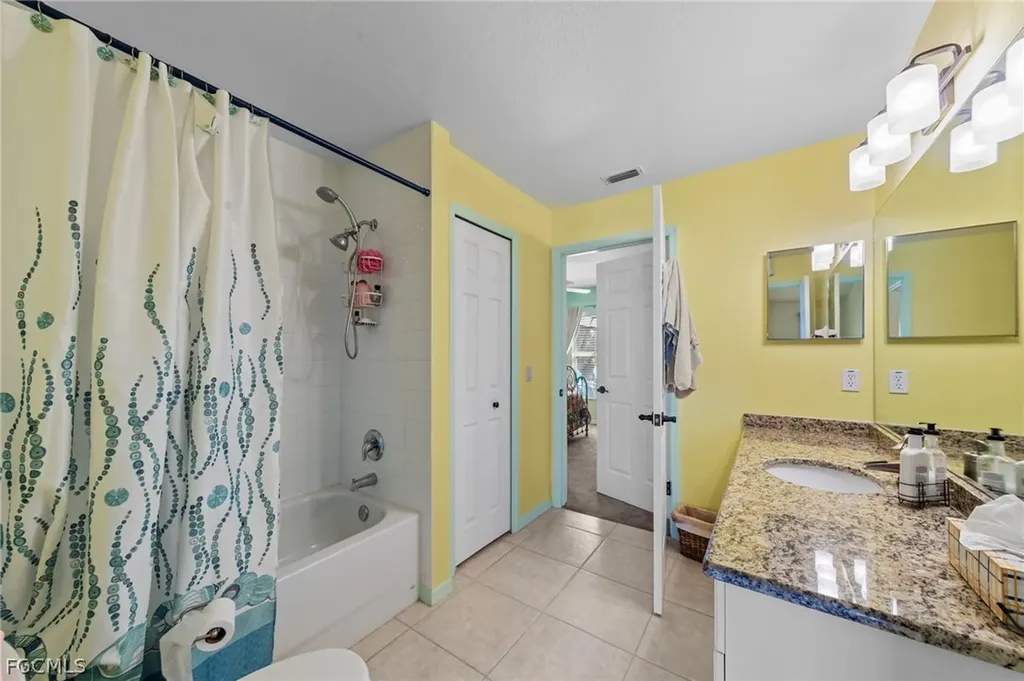 1821 NW 1st Place Cape Coral FL 33993