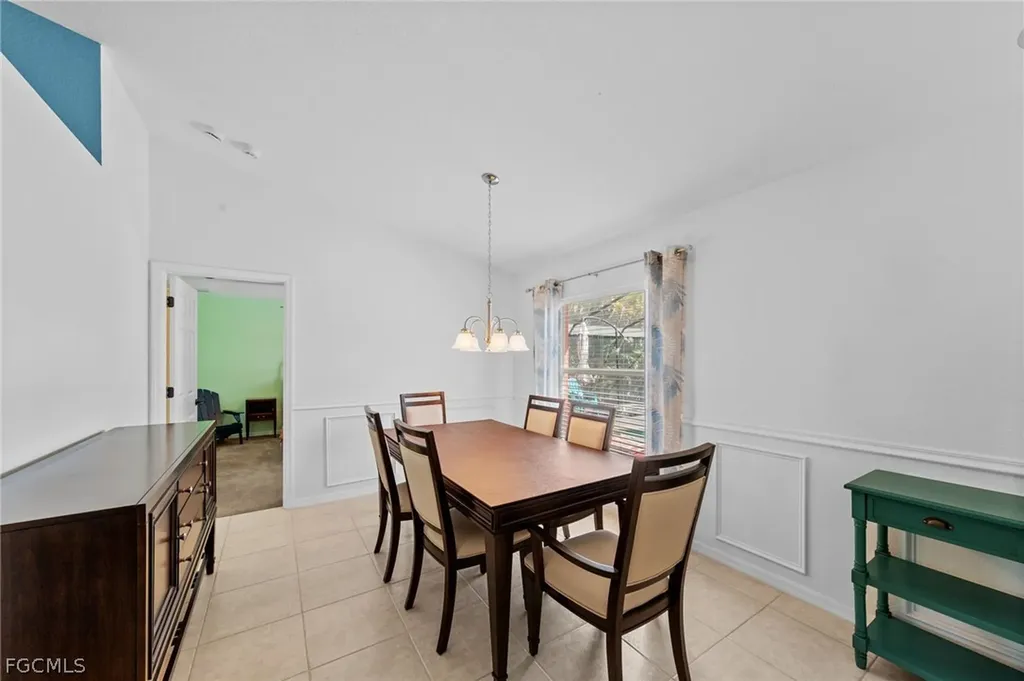 1821 NW 1st Place Cape Coral FL 33993