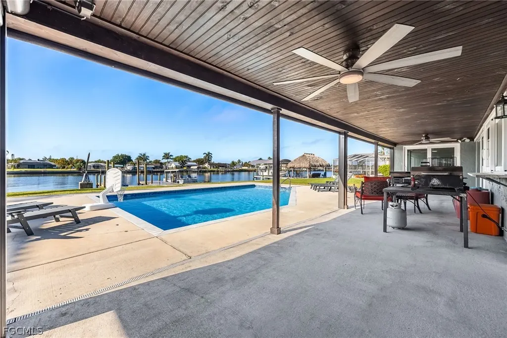 13413 Mini Way Fort Myers FL 33905