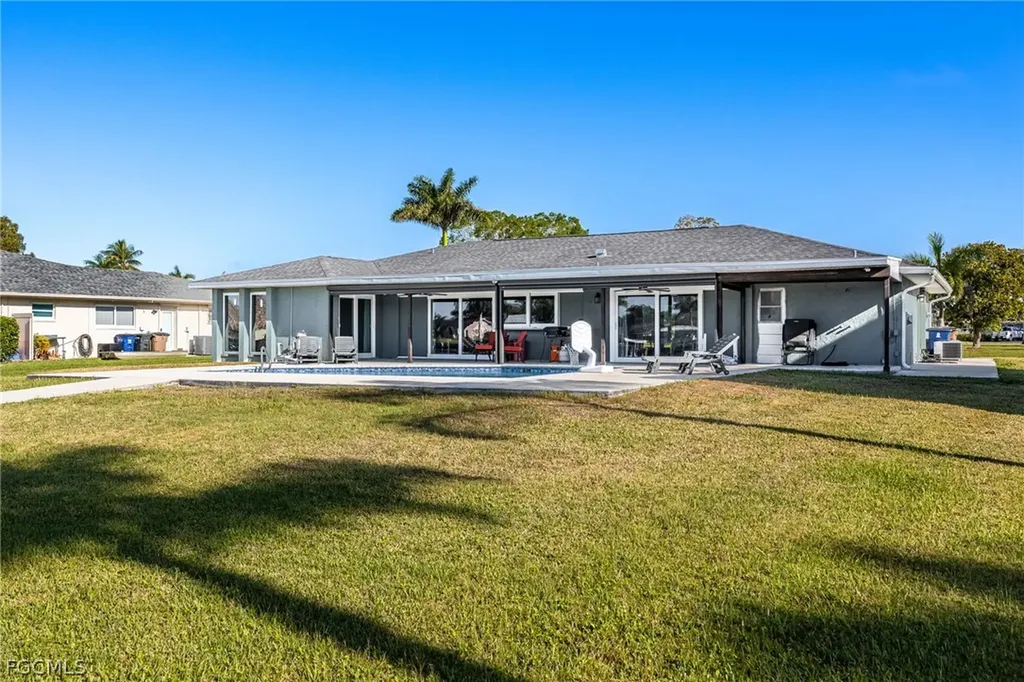 13413 Mini Way Fort Myers FL 33905