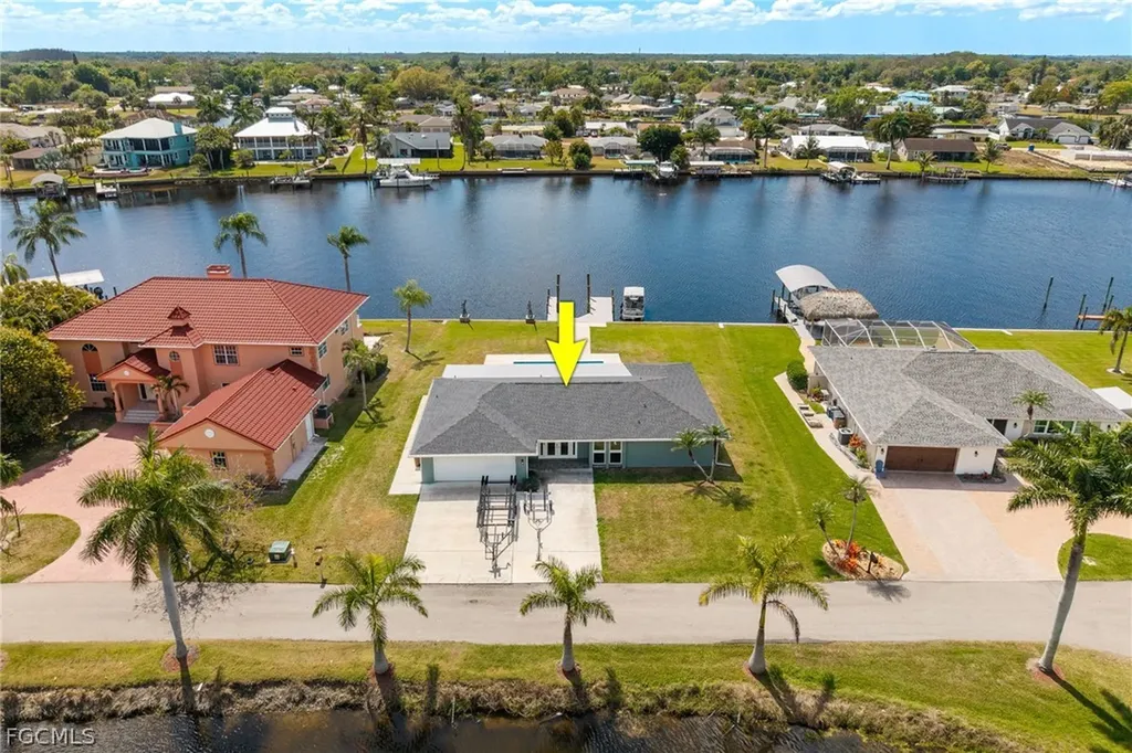13413 Mini Way Fort Myers FL 33905