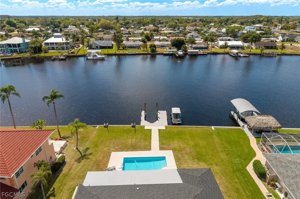 13413 Mini Way Fort Myers FL 33905
