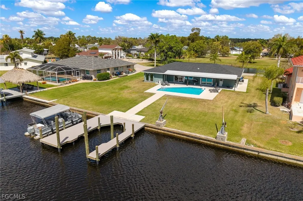 13413 Mini Way Fort Myers FL 33905