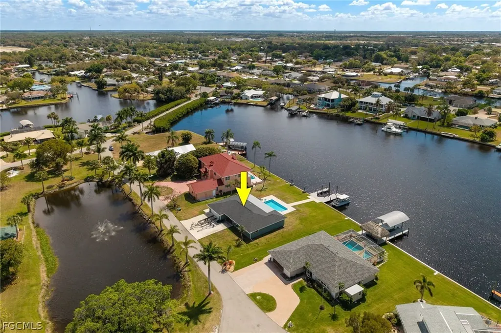 13413 Mini Way Fort Myers FL 33905