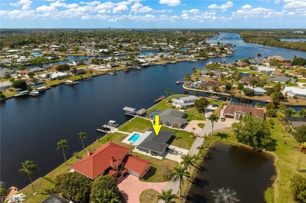 13413 Mini Way Fort Myers FL 33905