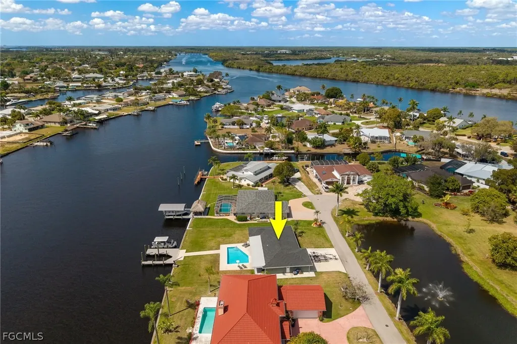 13413 Mini Way Fort Myers FL 33905