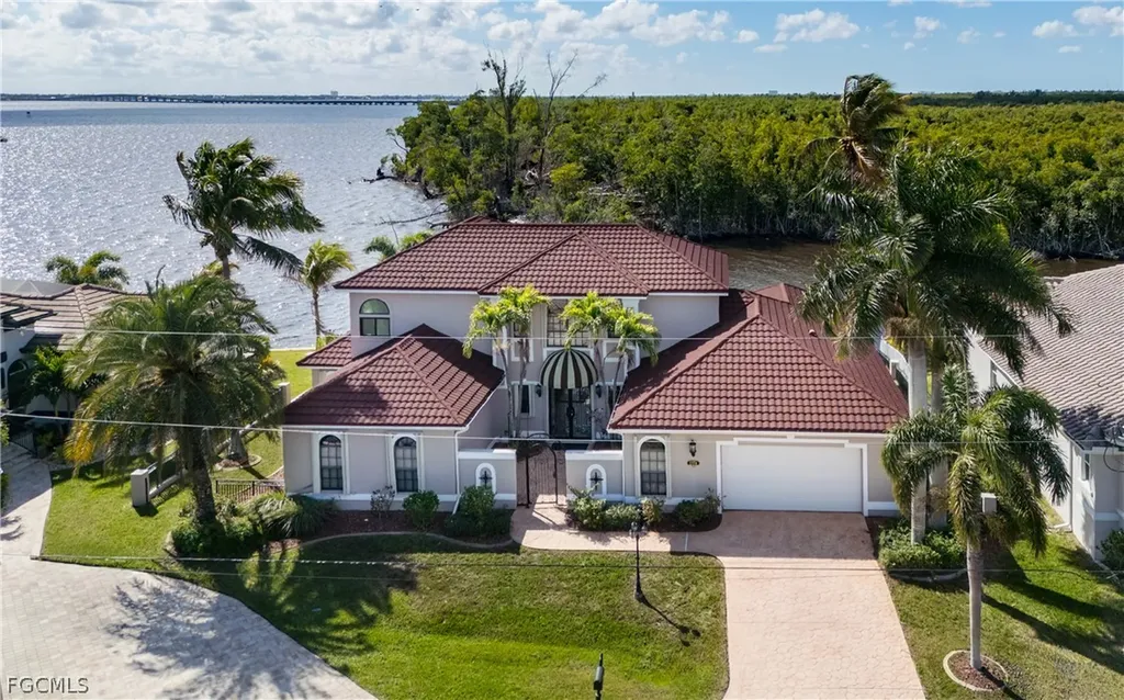 2374 Coral Point Drive Cape Coral FL 33990