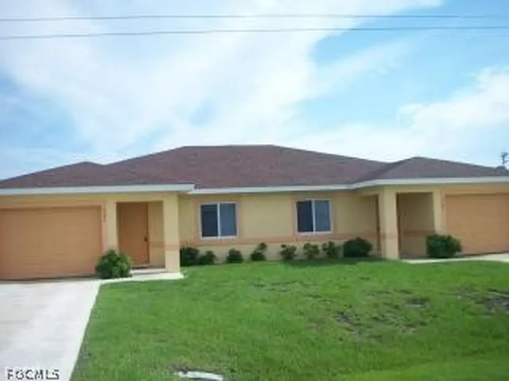 907 Chenault Street Lehigh Acres FL 33974