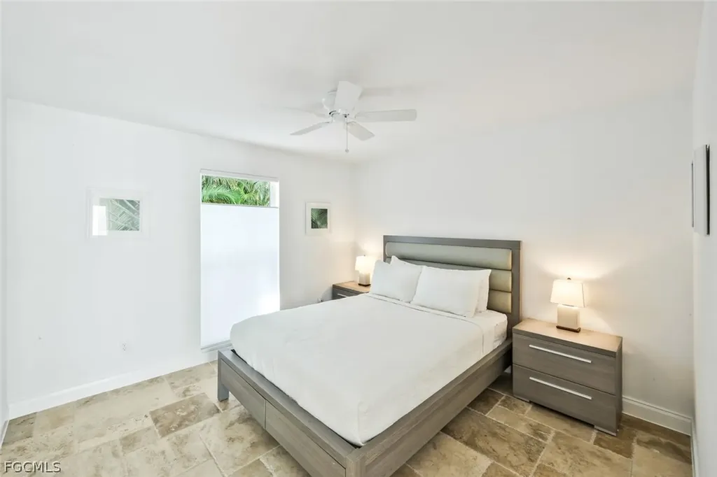 2302 SE 28th Street Cape Coral FL 33904