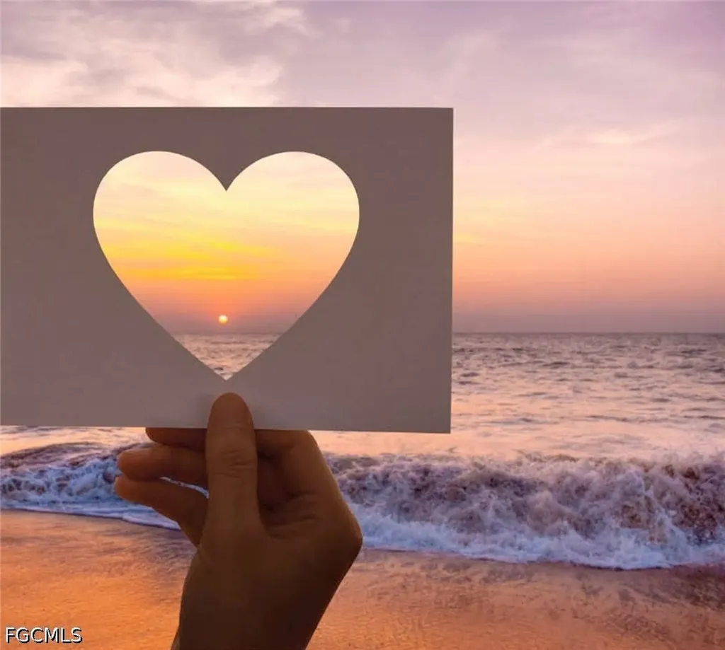 Sanibel FL, 1401 Middle Gulf Drive, Unit 305R