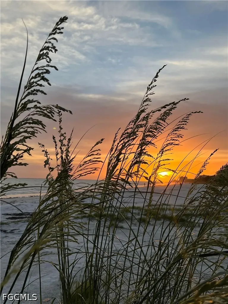 1401 Middle Gulf Drive Sanibel FL 33957