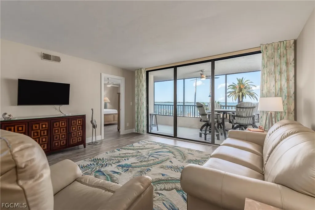 15031 Punta Rassa Road Fort Myers FL 33908