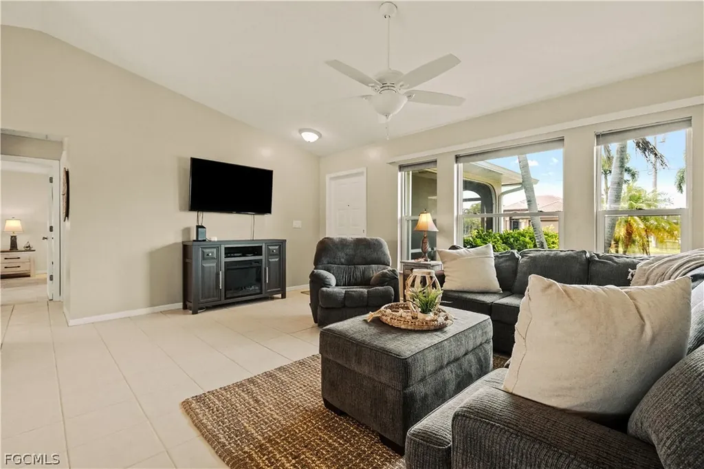 408 SE 23rd Terrace Cape Coral FL 33990
