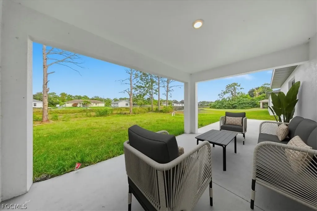 541 Chalet Avenue S Lehigh Acres FL 33974