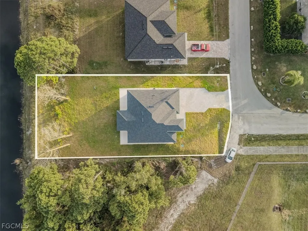 541 Chalet Avenue S Lehigh Acres FL 33974