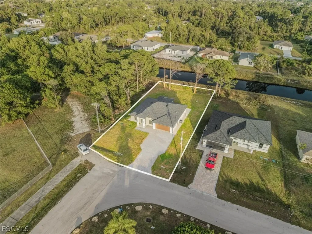541 Chalet Avenue S Lehigh Acres FL 33974