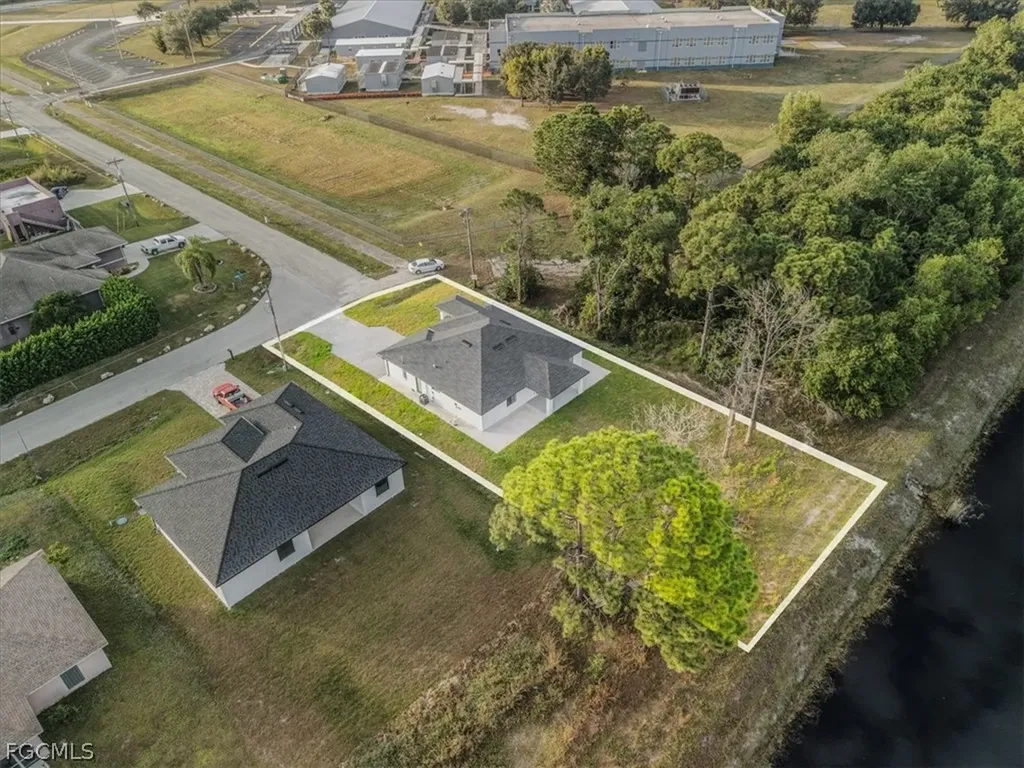 541 Chalet Avenue S Lehigh Acres FL 33974
