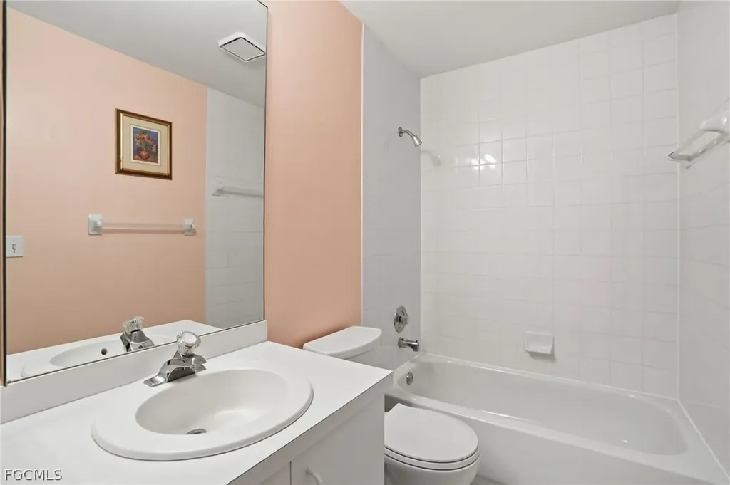 5785 Trailwinds Drive Fort Myers FL 33907