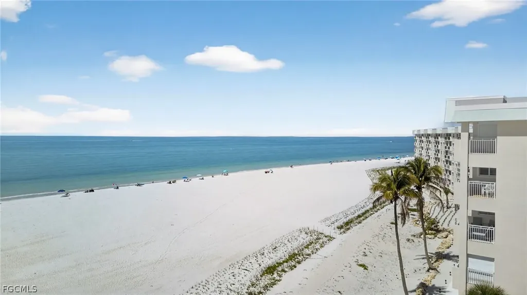 Fort Myers Beach FL, 7400 Estero Boulevard, Unit 404