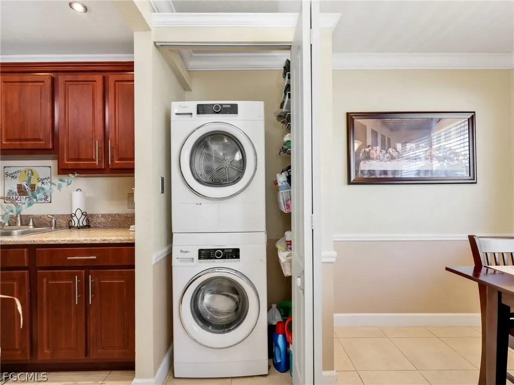 431 Van Buren Street Fort Myers FL 33916