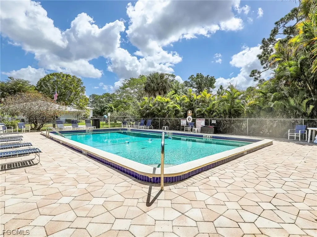 431 Van Buren Street Fort Myers FL 33916