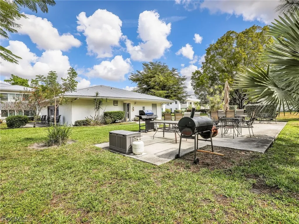431 Van Buren Street Fort Myers FL 33916