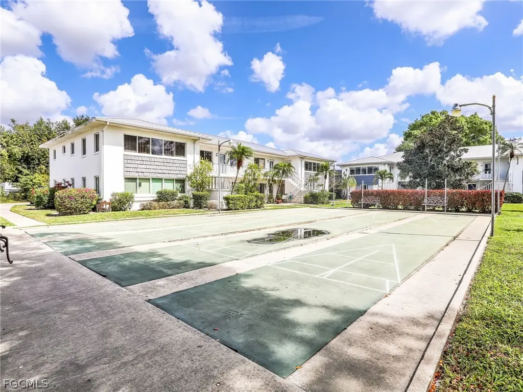 431 Van Buren Street Fort Myers FL 33916