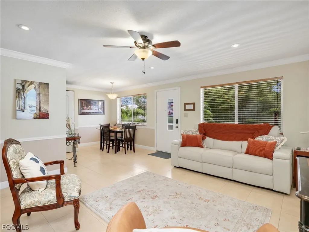 431 Van Buren Street Fort Myers FL 33916