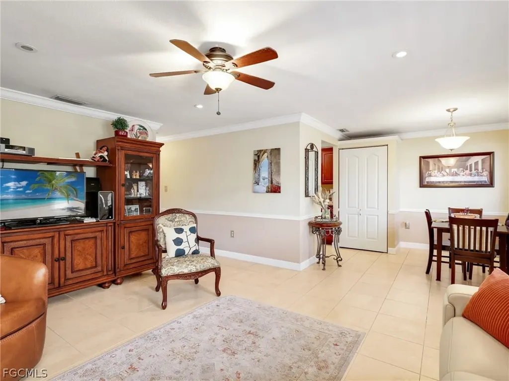 431 Van Buren Street Fort Myers FL 33916