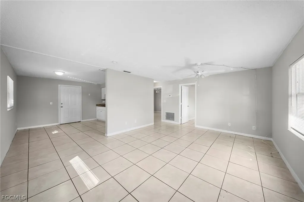 5537 10th Avenue Fort Myers FL 33907