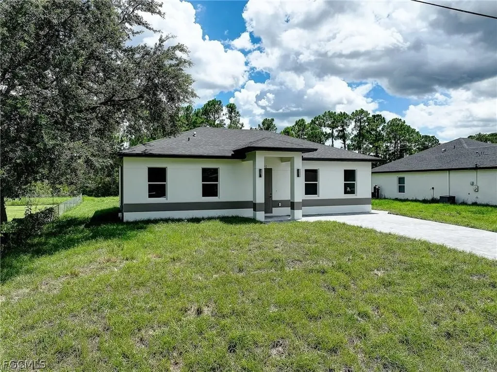 940 Lakeside Drive Lehigh Acres FL 33974