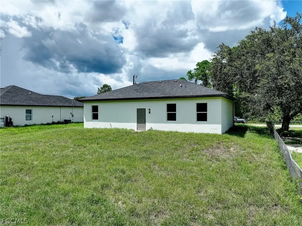 940 Lakeside Drive Lehigh Acres FL 33974