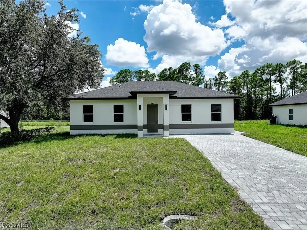 940 Lakeside Drive Lehigh Acres FL 33974