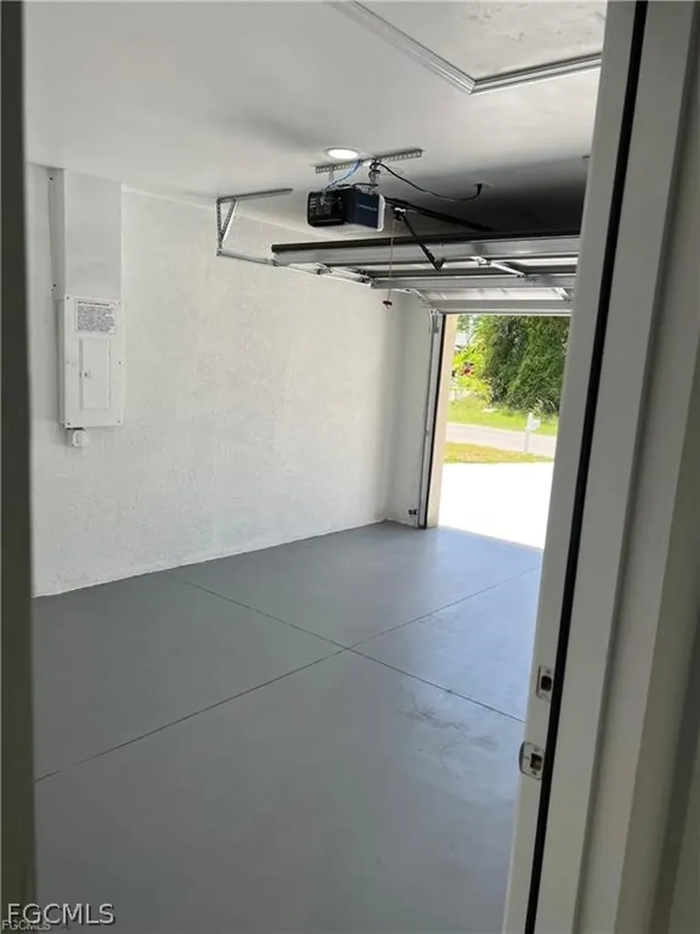 4854 30th Street SW Lehigh Acres FL 33973