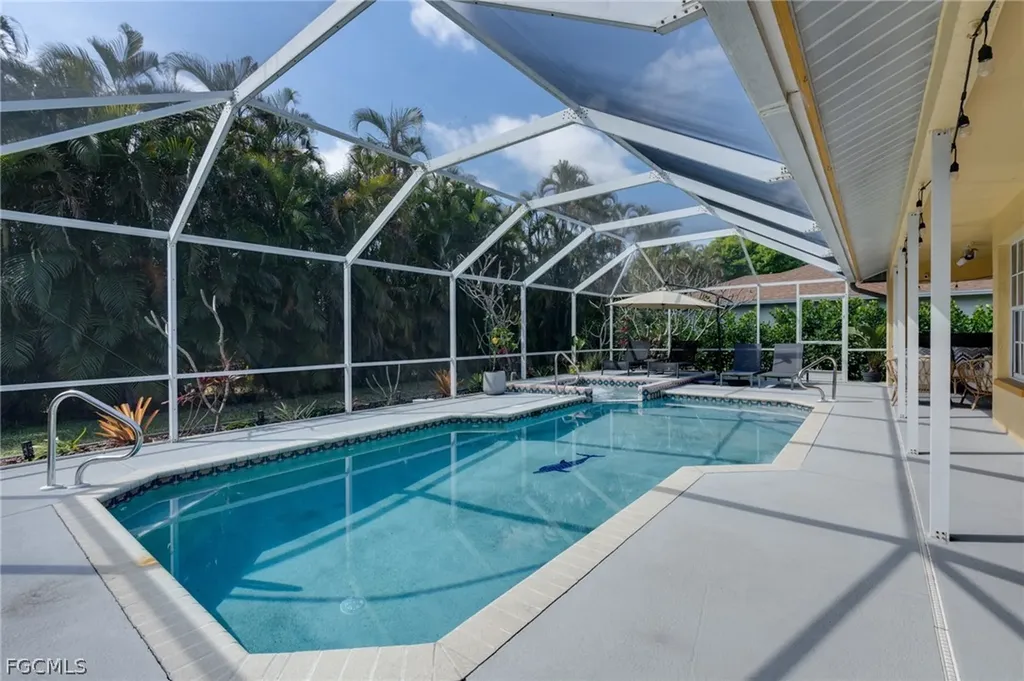 17241 Caloosa Trace Circle Fort Myers FL 33967