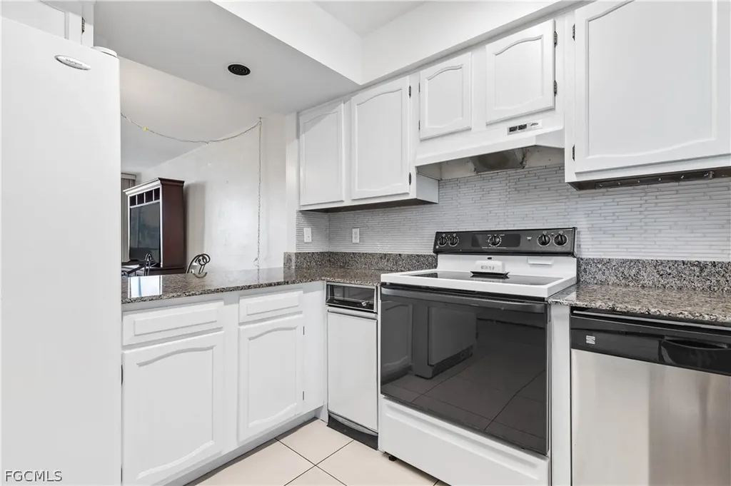 4160 Steamboat Bend E Fort Myers FL 33919