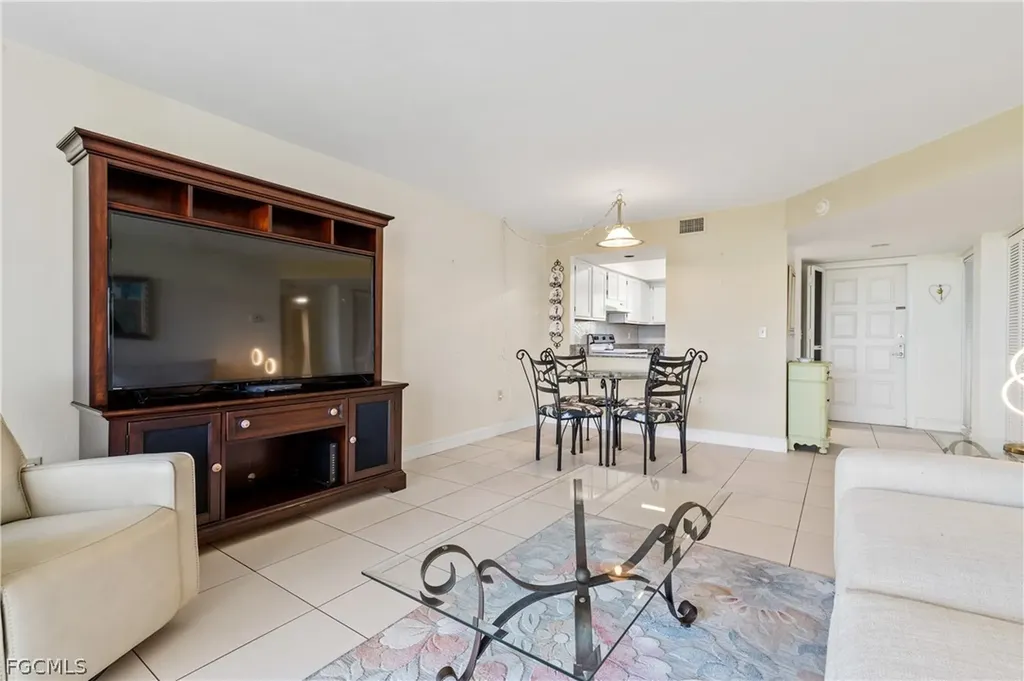 4160 Steamboat Bend E Fort Myers FL 33919